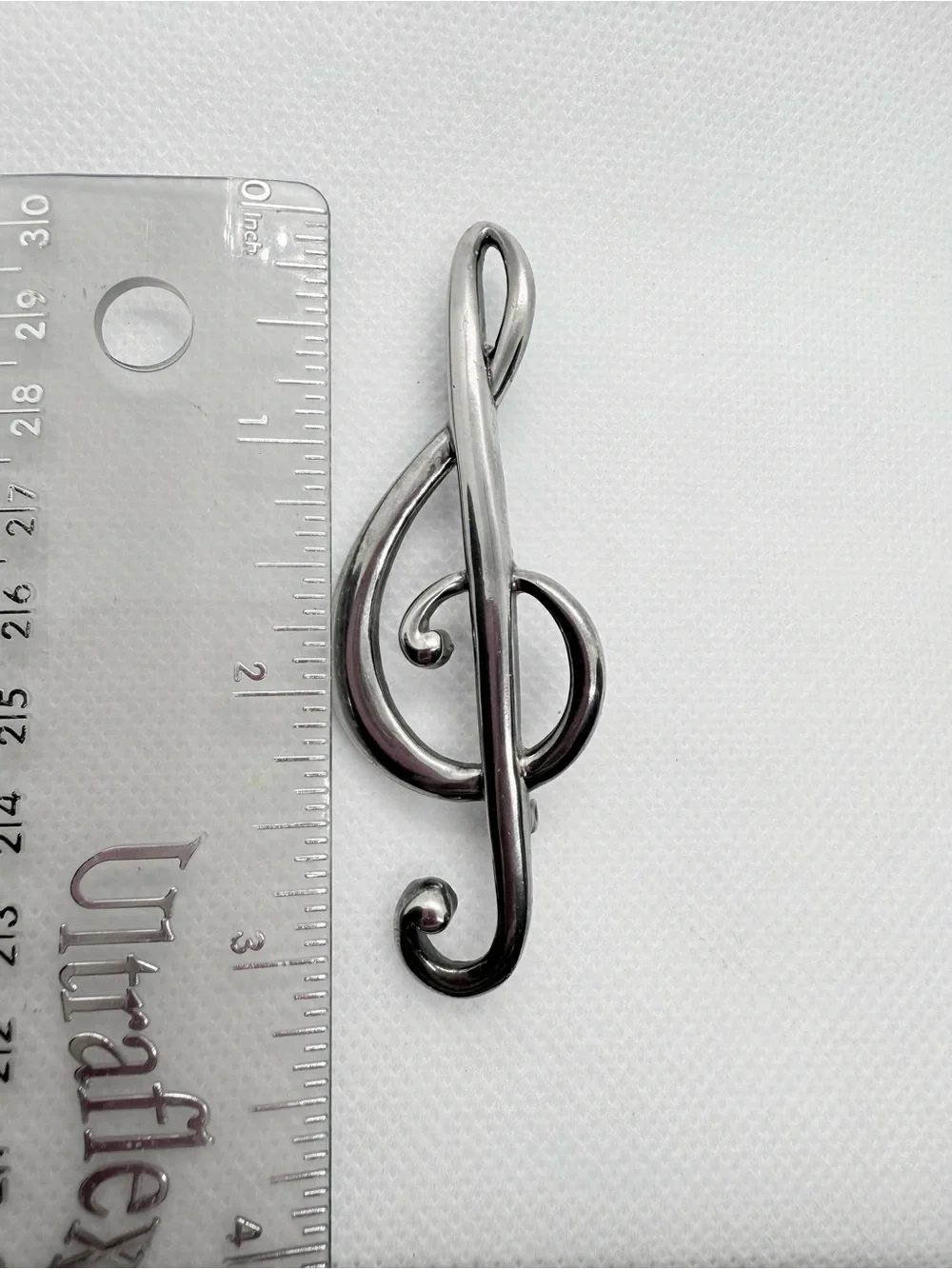 ✨ Vintage Silver Treble Clef Music Note Brooch Pin
